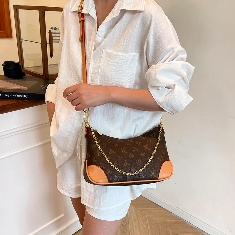 

Элегантная винтажная сумка для подгузников класса люкс, дизайнерская кожаная сумка через плечо для женщин, вместительная стильная сумка-мессенджер