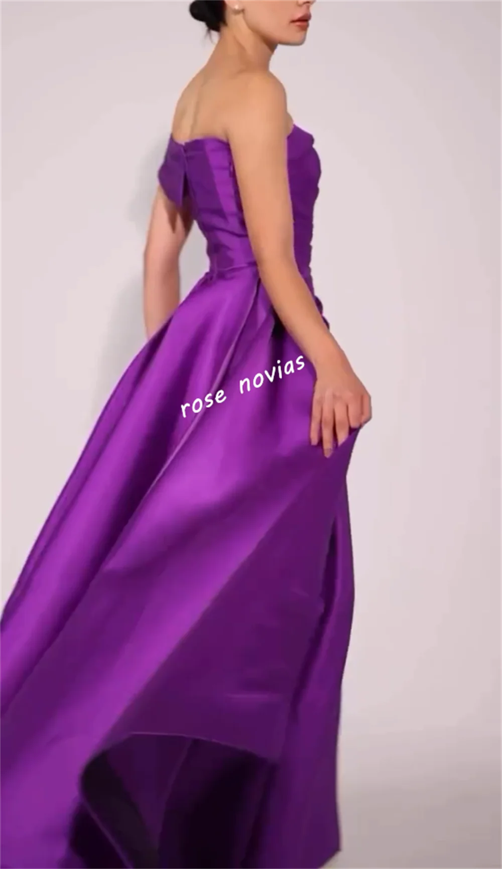 Maßgeschneiderte Charmeuse-Falten-One-Shoulder-A-Linie-lange Kleider, maßgeschneiderter Anlass, hohe Qualität, elegant für Damen, Abendpartykleid