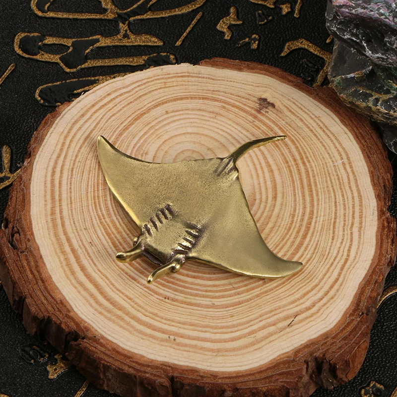 Brass Devil Fish Small Ornament  Manta Ray Animal Tea Pet Home Desk Decorations Copper Figurines Collection