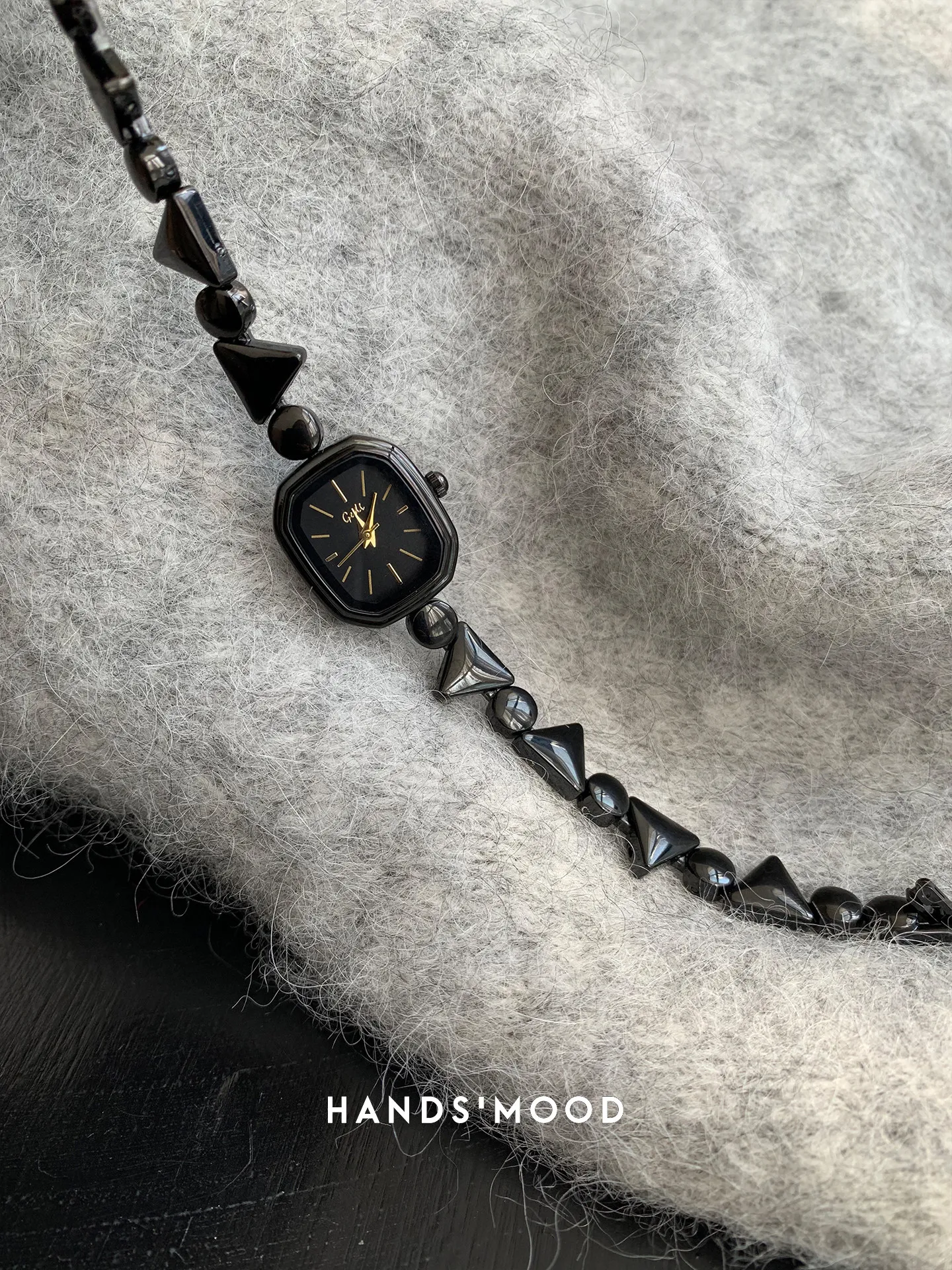 New Black Square Dial Watch, Cool And Stylish With A Unique, Retro-Inspired Design. An Elegant Wristwatch For Women.