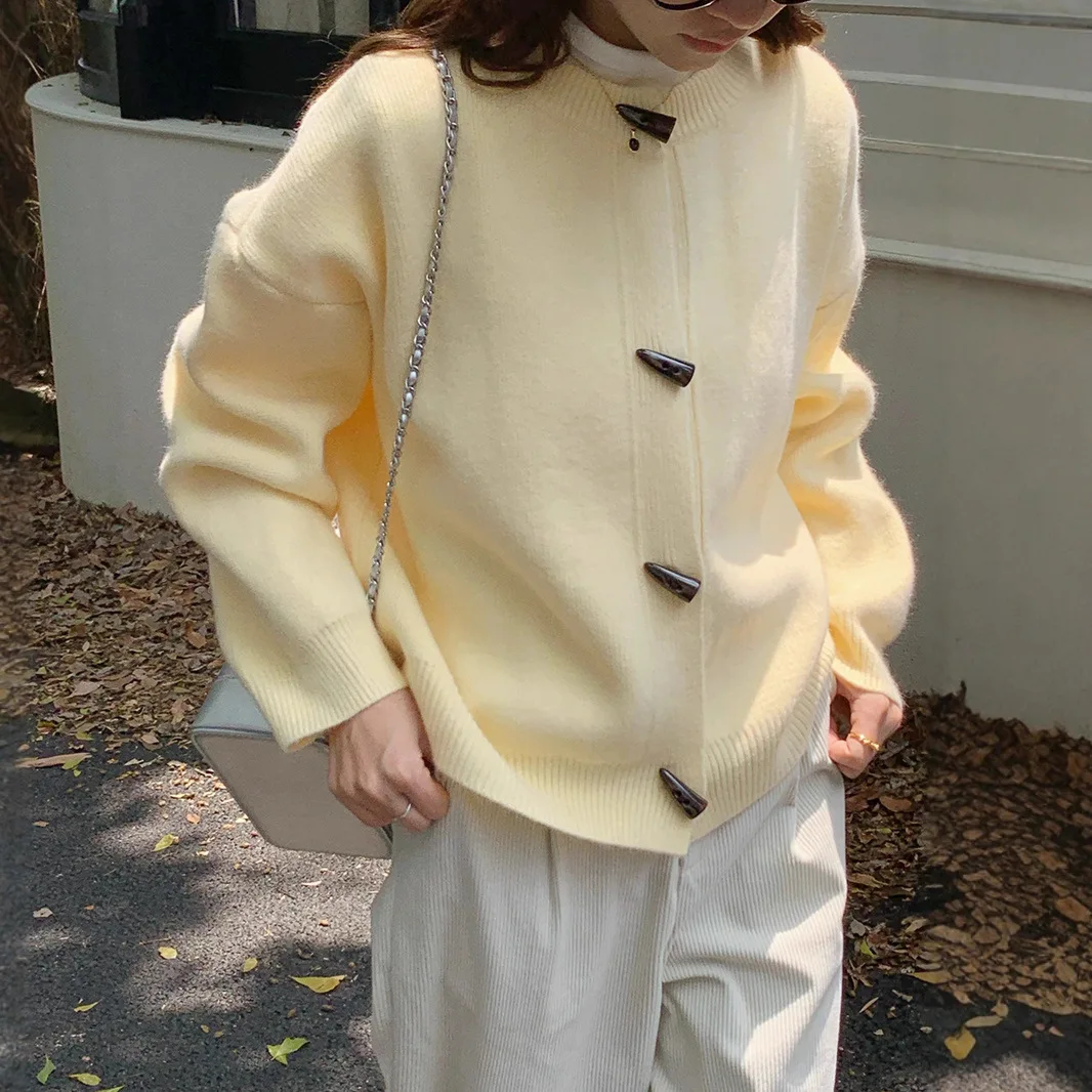 

Women Knitted Cardigan Sweaters Solid Jumpers Horn Button Round Neck Long Sleeves Thick Office Lady Casual 2025 Autumn Winter