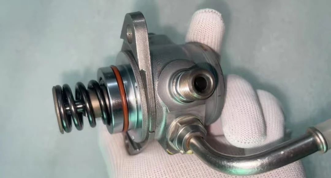 1 Uds bomba de combustible de alta presión OEM 31437903/32140068 para VOLVO XC90/XC60/S60 T11 2,0 T