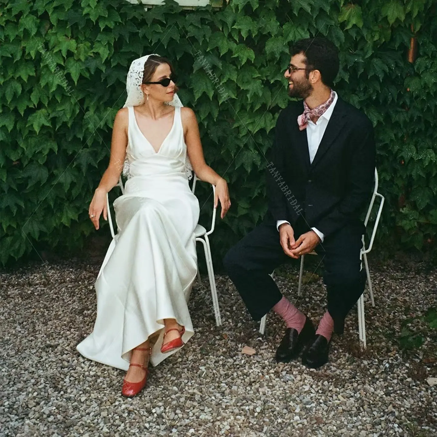 Classic Deep V Neckline Soft Satin Wedding Dress For Women Sleeveless Backless A Line Simple Bridal Party Dress TSWD898