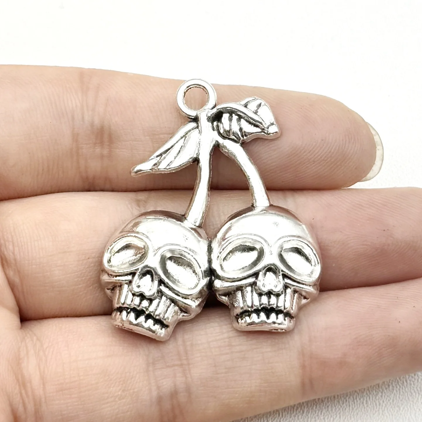 5pcs Gothic alloy Skull Pendants Vintage halloween Necklace Earrings DIY Jewelry Make Accessories Wholesale