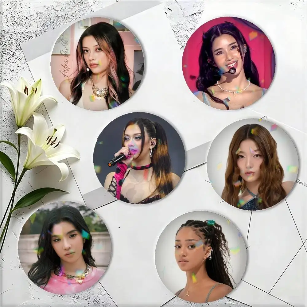 KATSEYE Megan Sophia Yoonchae 25 32 44 58 75mm Badges Personalized Round Brooches Pins Accessory
