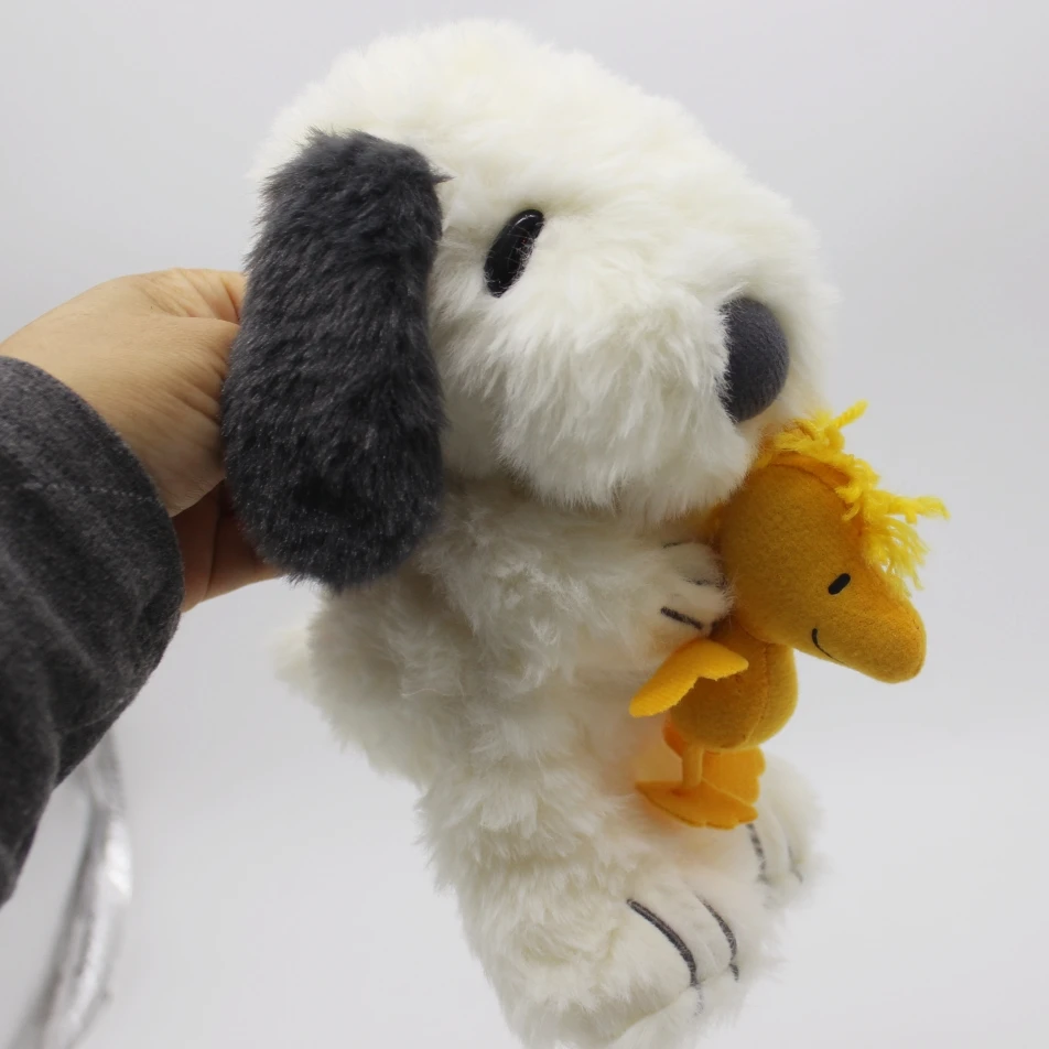 

1piece 20CM Cute Peanuts Snoopy Plush soft oys Snoopy dog with Woodstock stuffed dolls