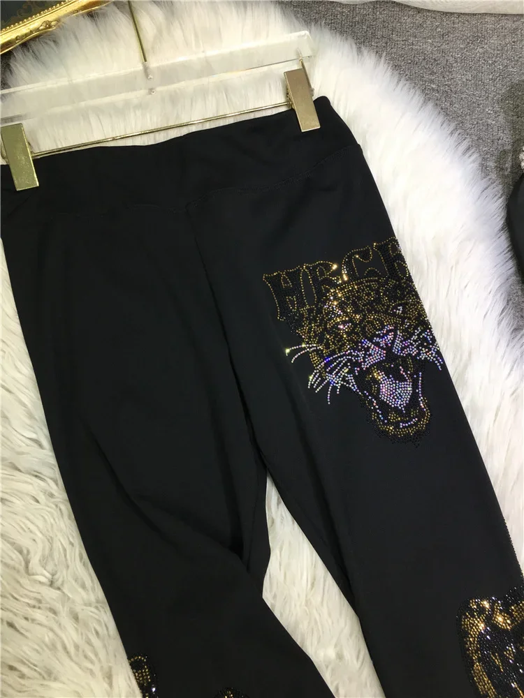 Leggings negros ajustados de cintura alta para mujer, pantalones de tiburón de pies pequeños, alas de tigre de dibujos animados, calientes, diamantes, otoño