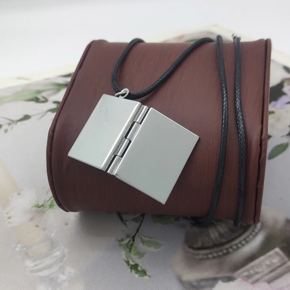 Dibujos animados Jujutsu Kaisen Todo Aoi el mismo modelo collar Unisex que se puede abrir marco de fotos cuadrado gargantilla joyería accesorios de fiesta regalo