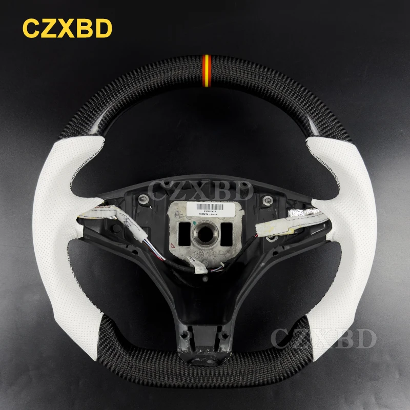 

Для Tesla Model S Model X 2013-2021 рулевое колесо из настоящего углеродного волокна, высококачественная белая перфорированная кожа по индивидуальному заказу