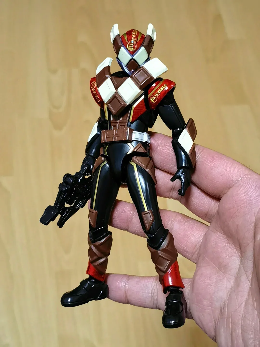 Kamen Rider Figura de ação super articulada Kamen Rider Valvarn modelo de brinquedo