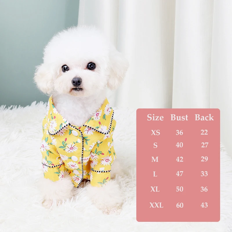 Pijama elegante de flores para perro para otoño e invierno_voghion.com