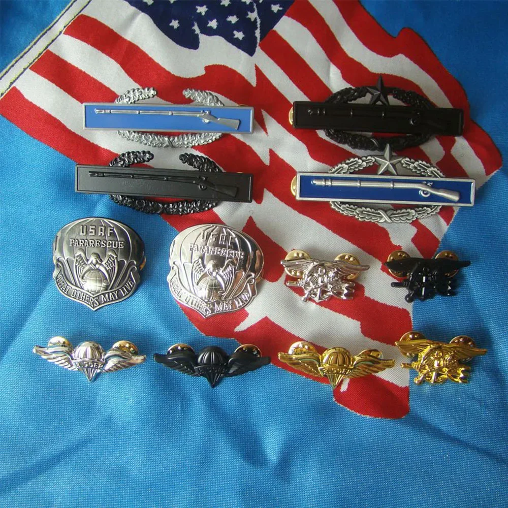 

US Metal Parachute Badge Beret Cockade Infantry Insignia Paratrooper Military fans Seal Souvenir Brooch Pin
