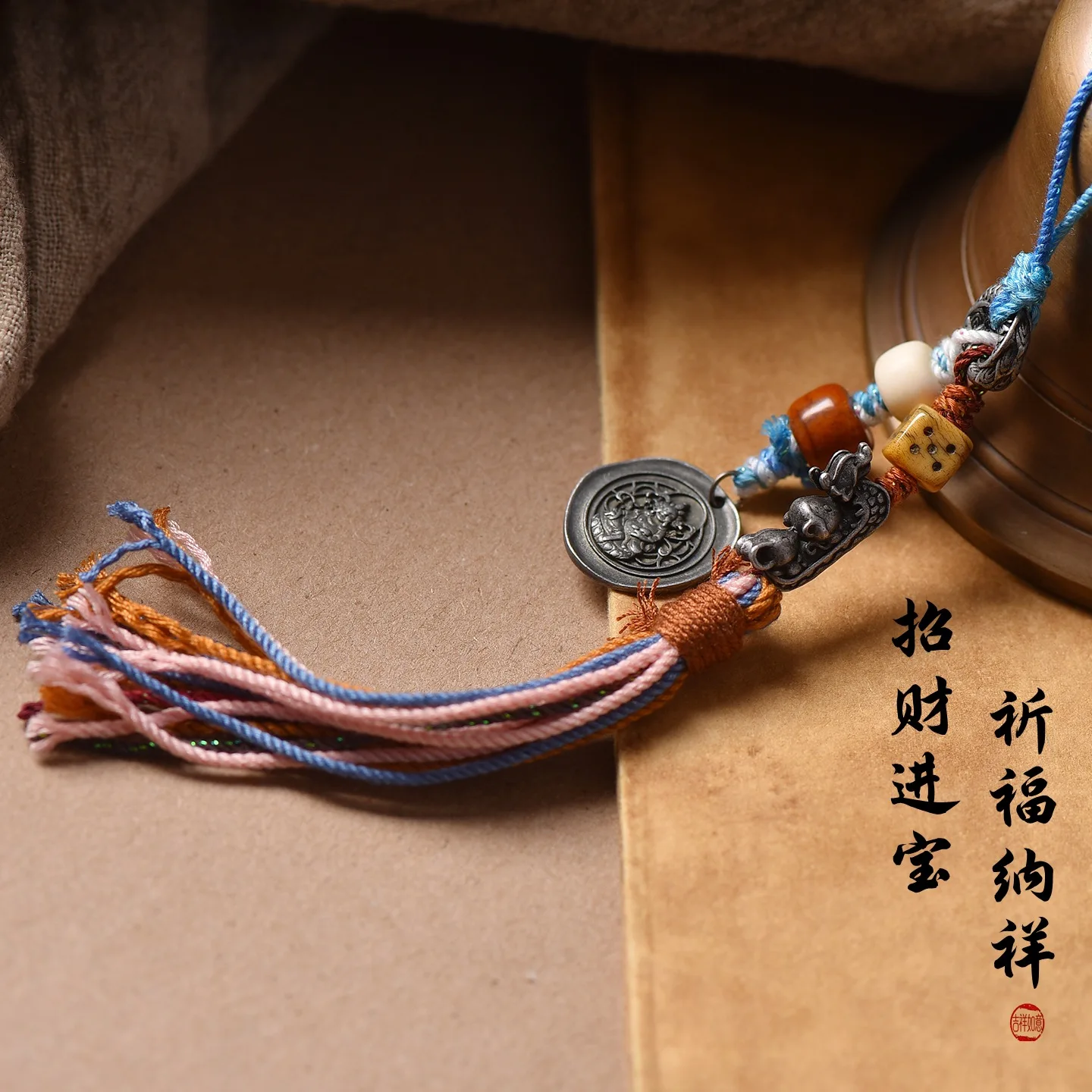 Chinese Style Hand Woven Lucky Yellow Jambhala Pendant Camel Bone Thogchag Tassel Lanyard For Phone Keychain Bag Car Hanging Wea