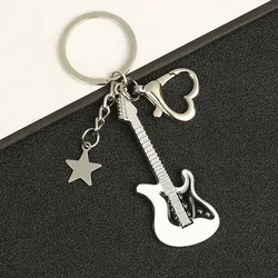 Fashionable Metal Guitar Keychains Heart-shape Buckle Black/White Mini Guitar Ornament Adolescent Key Chains