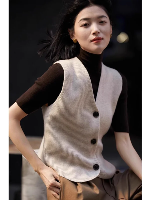 Women's Knitted Vest Top V-Neck Sleeveless Layering Fashionable Versatile Spring Autumn New Style Premium Feeling