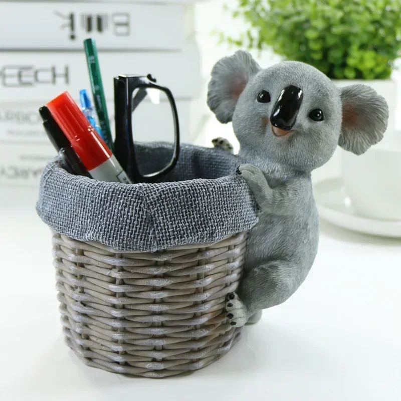 Resin Koala Pen Holder Container for Desk Cute Desktop Decoration Handmade Crafts Gifts Office Organizerx Home Decor Accessories