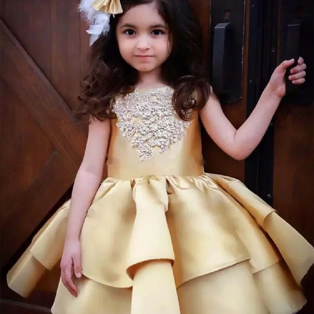 

Gorgeous Satin Decals Beads Sleeveless Princess Flower Girl Dress Wedding Party Beauty Pageant First Communion Dresses Dream Kid