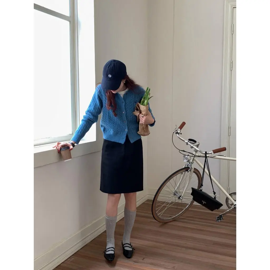 

Eun Ou Inbyin Women's Embroidered Twist Sweater Cardigan Korean Style Knitted Coat for Autumn Winter New Fashion Wear