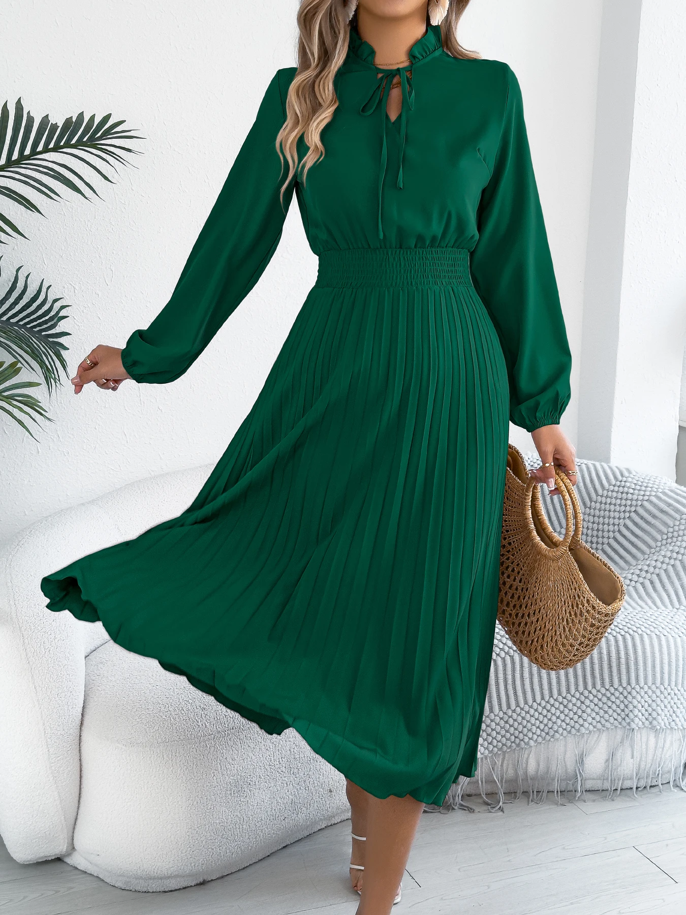 emerald green dress with red shoes Black Velvet Dress With Red Shoes Emerald Green Dress With Red Shoes Plus Emerald Green Velvet