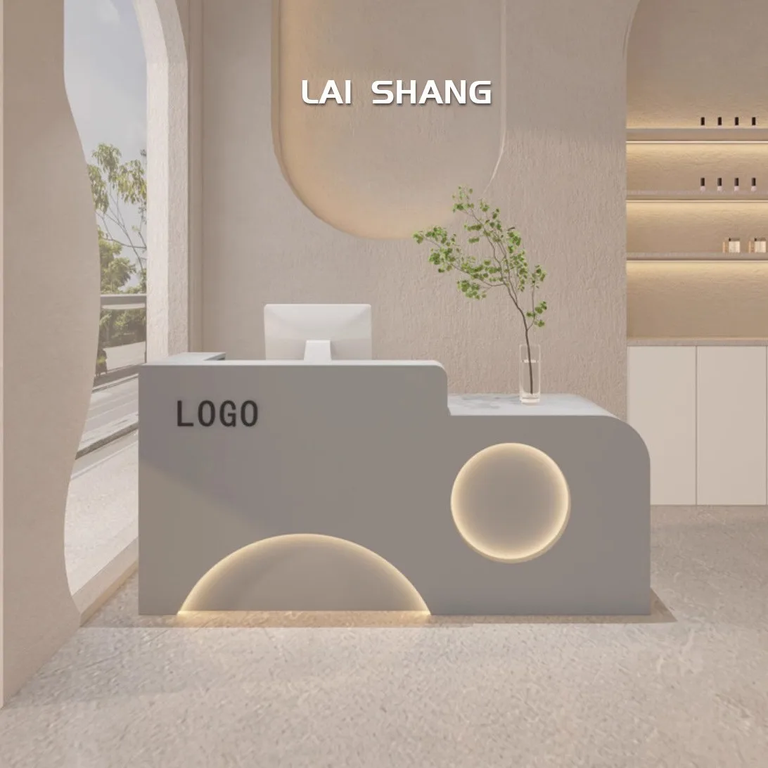 

Fashionable European Small Front Desk Reception Table for Commercial Furniture Hotels Beauty Salons Bars Hospitals Made Wood