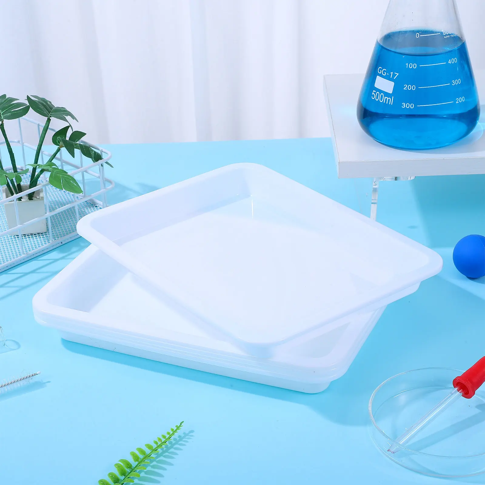 

Набор из 4 лабораторных лотков: кислото- и щелочестойкие, герметичные, для безопасного хранения химических реагентов