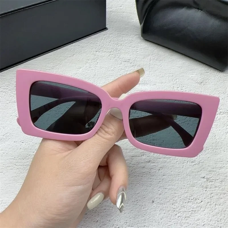 

Fashion Retro Shades Sunglasses Vintage Square Large Frame Aesthetic Shades Eyewear Outdoor UV400 Sun Protection Goggles