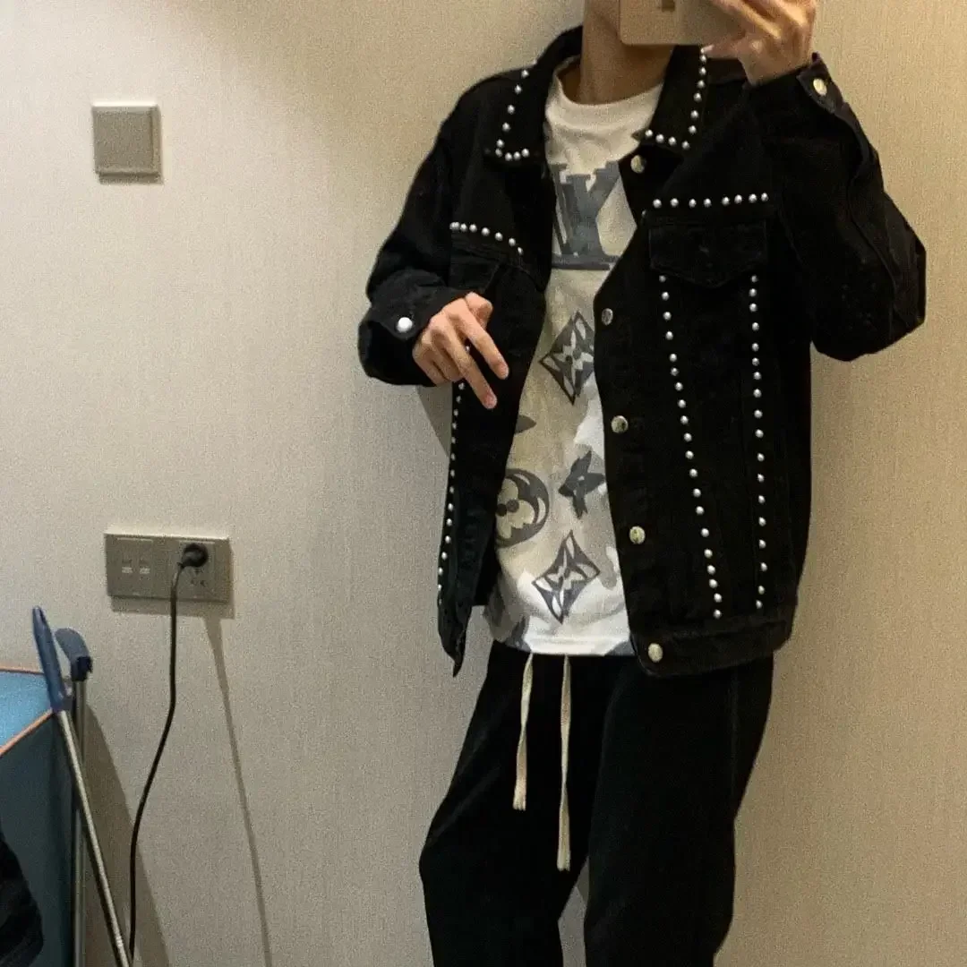 Denim Jackets Man Black Jeans Coat for Men Rivet Punk on Board Cheap Price Stylish G Korea in Lowest Winter 2024 Outerwear Worn