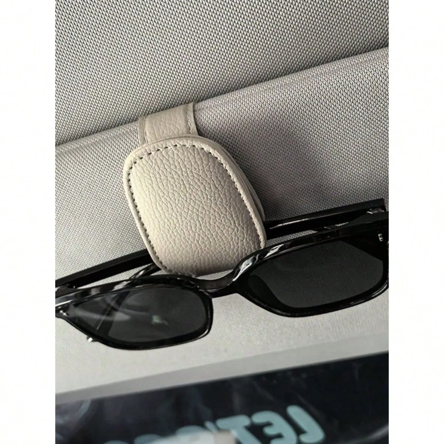 

Универсальный зажим для очков на солнцезащитный козырек автомобиля, 1 шт., из полиуретана, держатель для очков, аксессуар для салона автомобиля