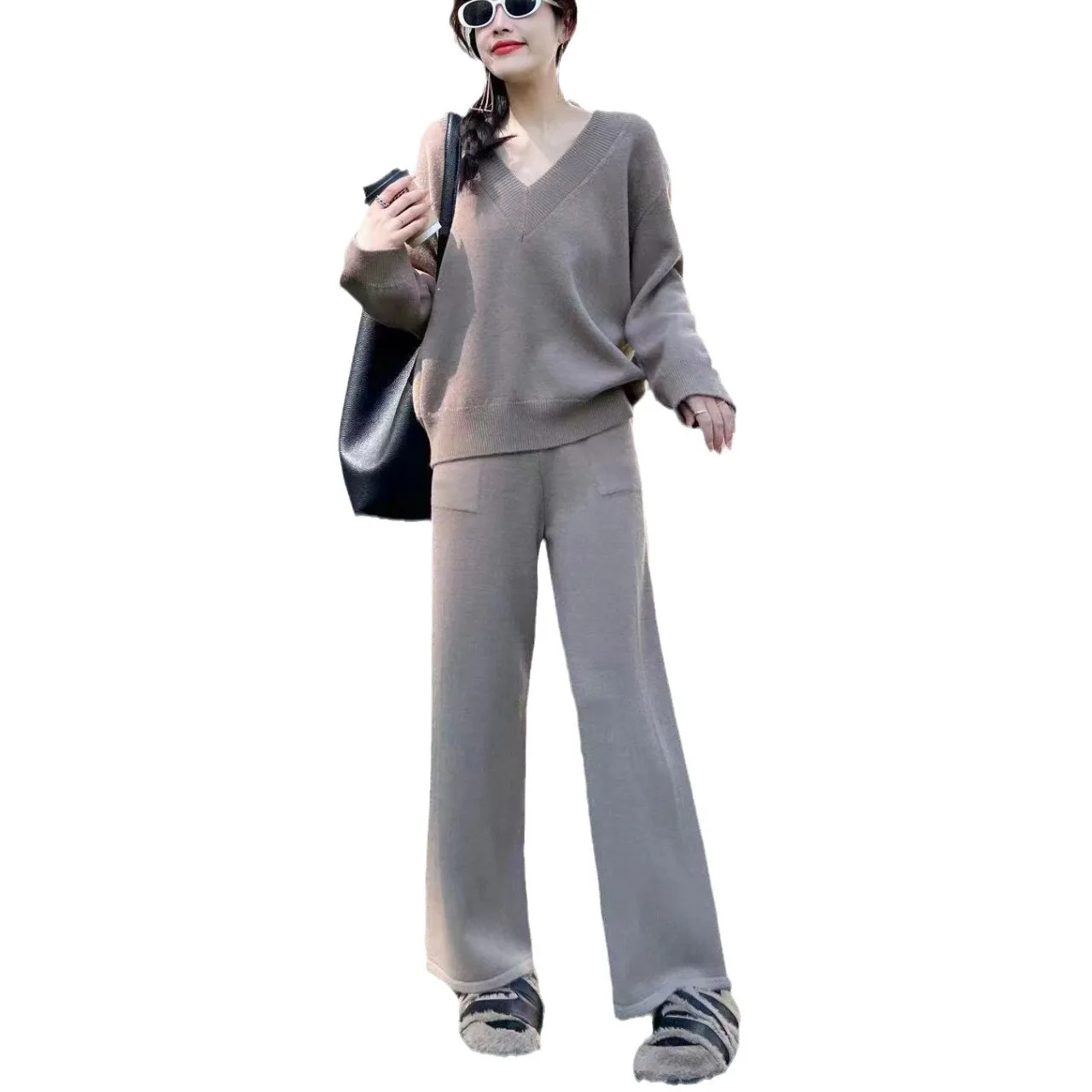 Knitted Suit Women\'s Autumn And Winter Lazy Style Loose V-Neck Casual Sweater High Waist Wide Leg Floor Pants Two-Piece Set