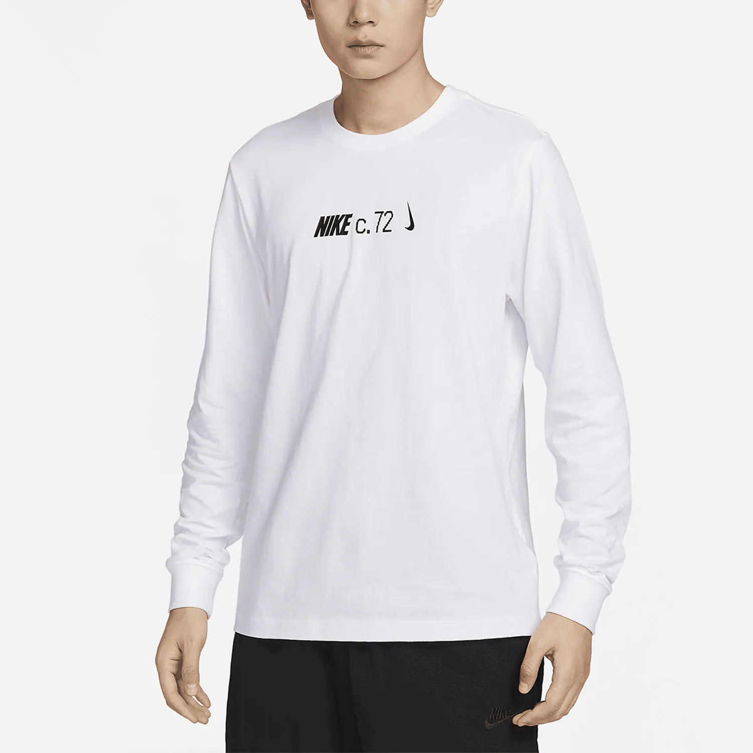 

Оригинальная мужская повседневная спортивная футболка Nike Spring New с круглым вырезом и длинными рукавами DZ2897-100