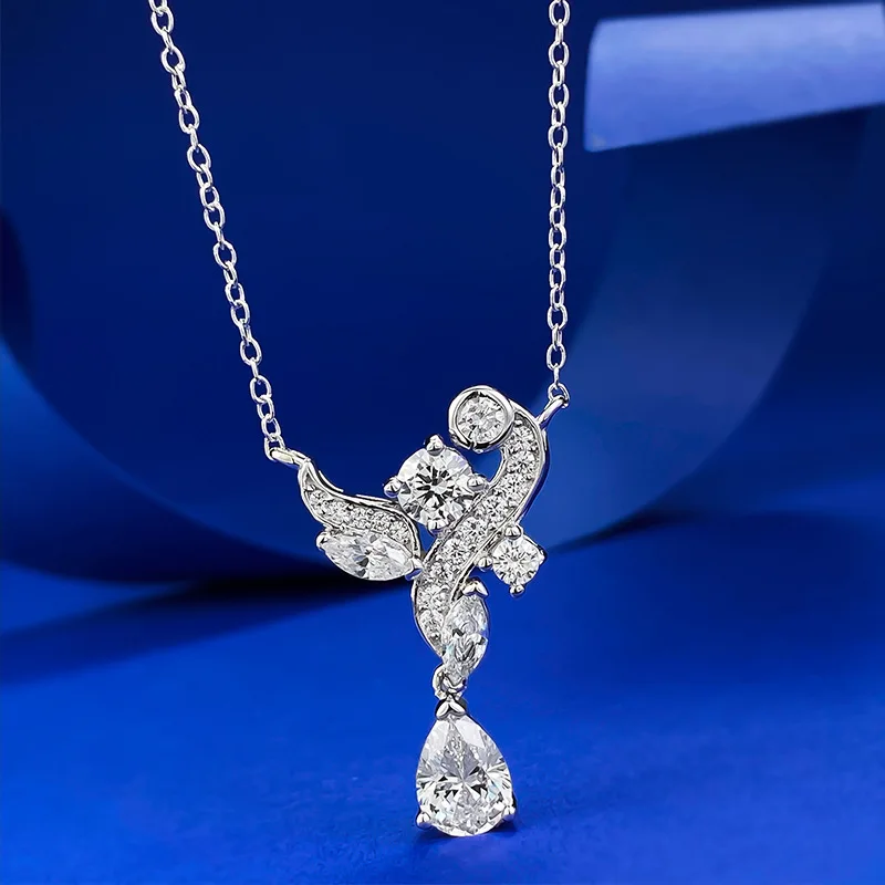 Jewelry Fashion OL Light Luxury Style S925 Silver 6 * 9mm Pear Shaped Water Drop Pendant High Carbon Diamond Necklace