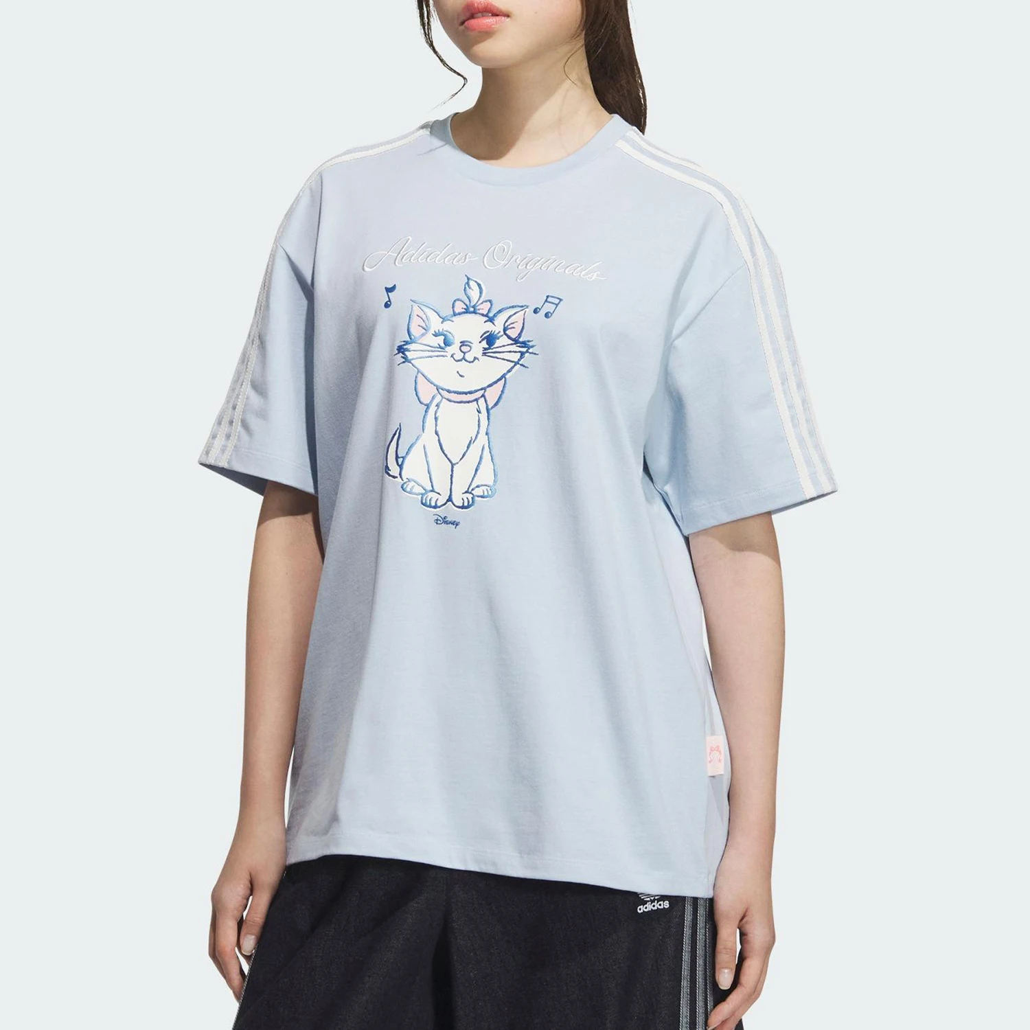 

Adidas Originals Women's Loose Round Neck Cat Print T-Shirt KC3098