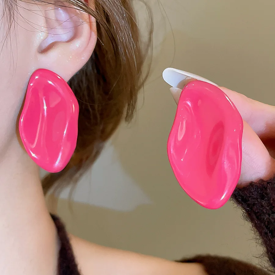 Retro Color Dripping Metal Earrings Of The Opposite Sex Niche Design Sense Fashion Earrings Suitable For Women's Daily Wear