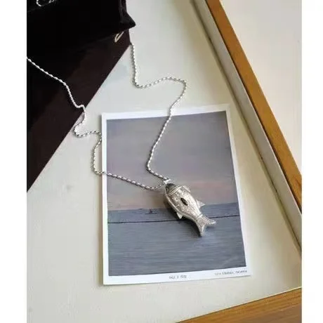 

2025 Fashion Hot selling Brand Long Chain Fish Style Fashion Simple Multi functional Black Leather Rope Gift Party