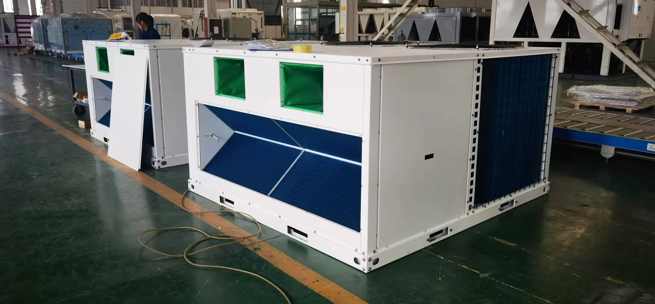 بيع المصنع مباشرة T1 T3 العاكس سقف علوي مكيف الهواء قدرة التبريد 3 RT إلى 85 RT 12kW إلى 300kW وحدة معبأة على السطح