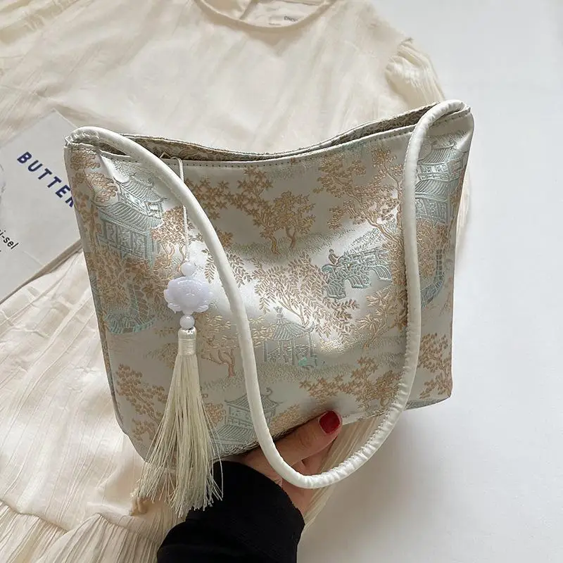 

Chinese Style Small Shoulder Bags for Women 2025 Luxury Designer Fine Embroidery Ladies Handbags Trendy Women Bucket Bag