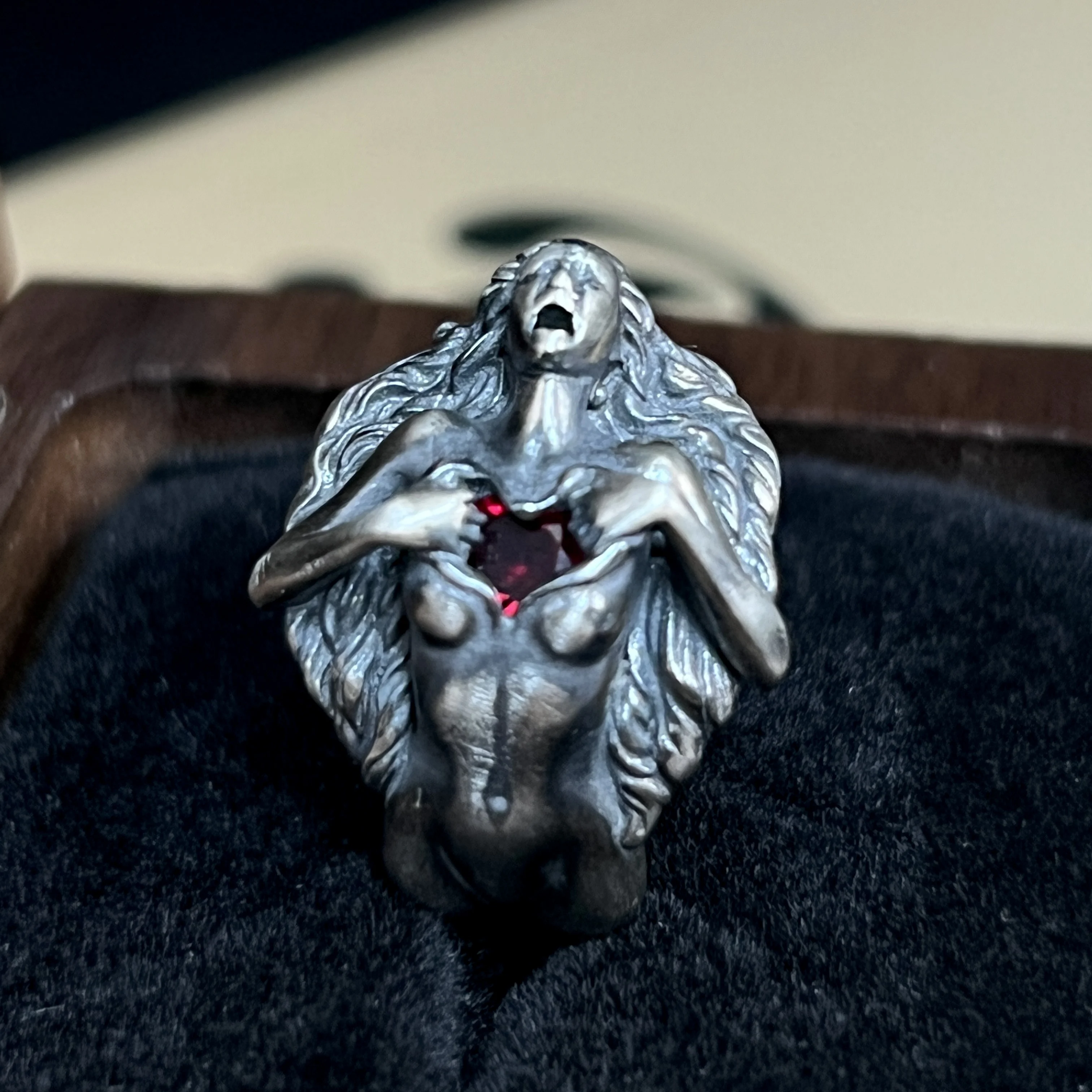 

S925 silver personality adamand eve ring for men and women hip hop trendsetter ring occidental vintage all-match jewelry street