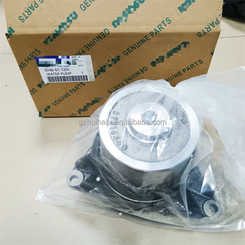 

6746611201 Engine Water Pump Assembly for PC300-8MO PC360LC-11 PC300LC-8MO PC390LC-11 Excavator 6D114 Engine Spare Parts