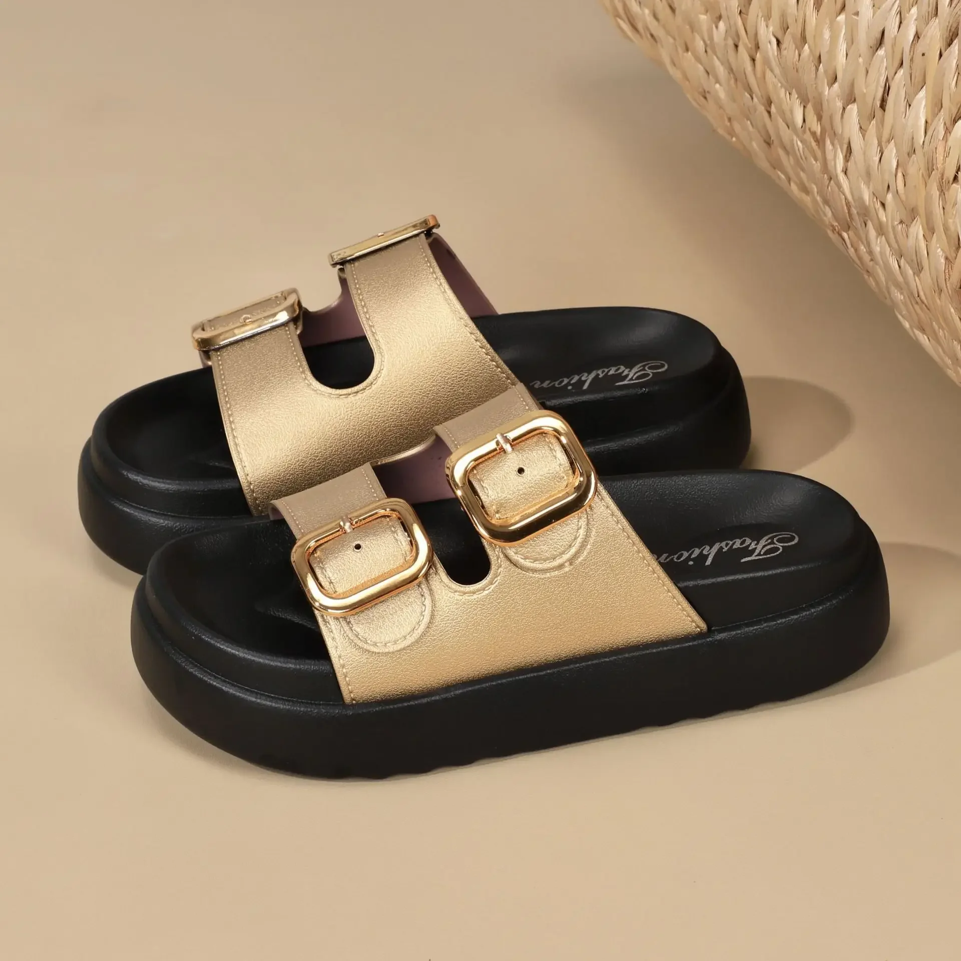 

2025 новые женские модные удобные дышащие повседневные сандалии, идеально подходящие для летней повседневной носки