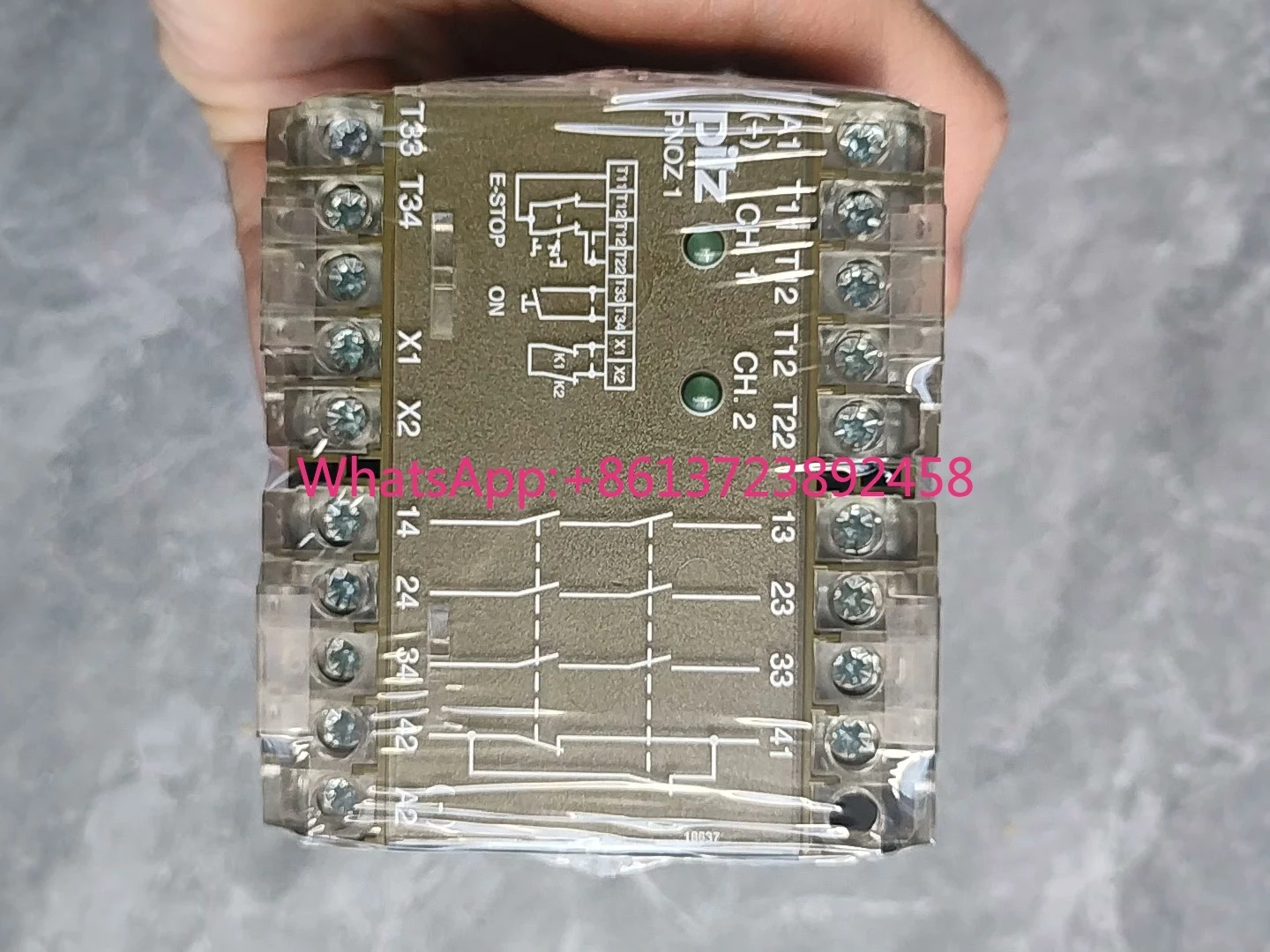 Pilz 475695 safety relay Germany original in Stock