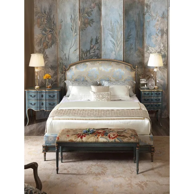 French retro solid wood bed, European style palace villa 1.81.5 meters double bed neoclassical bedroom real embroidery