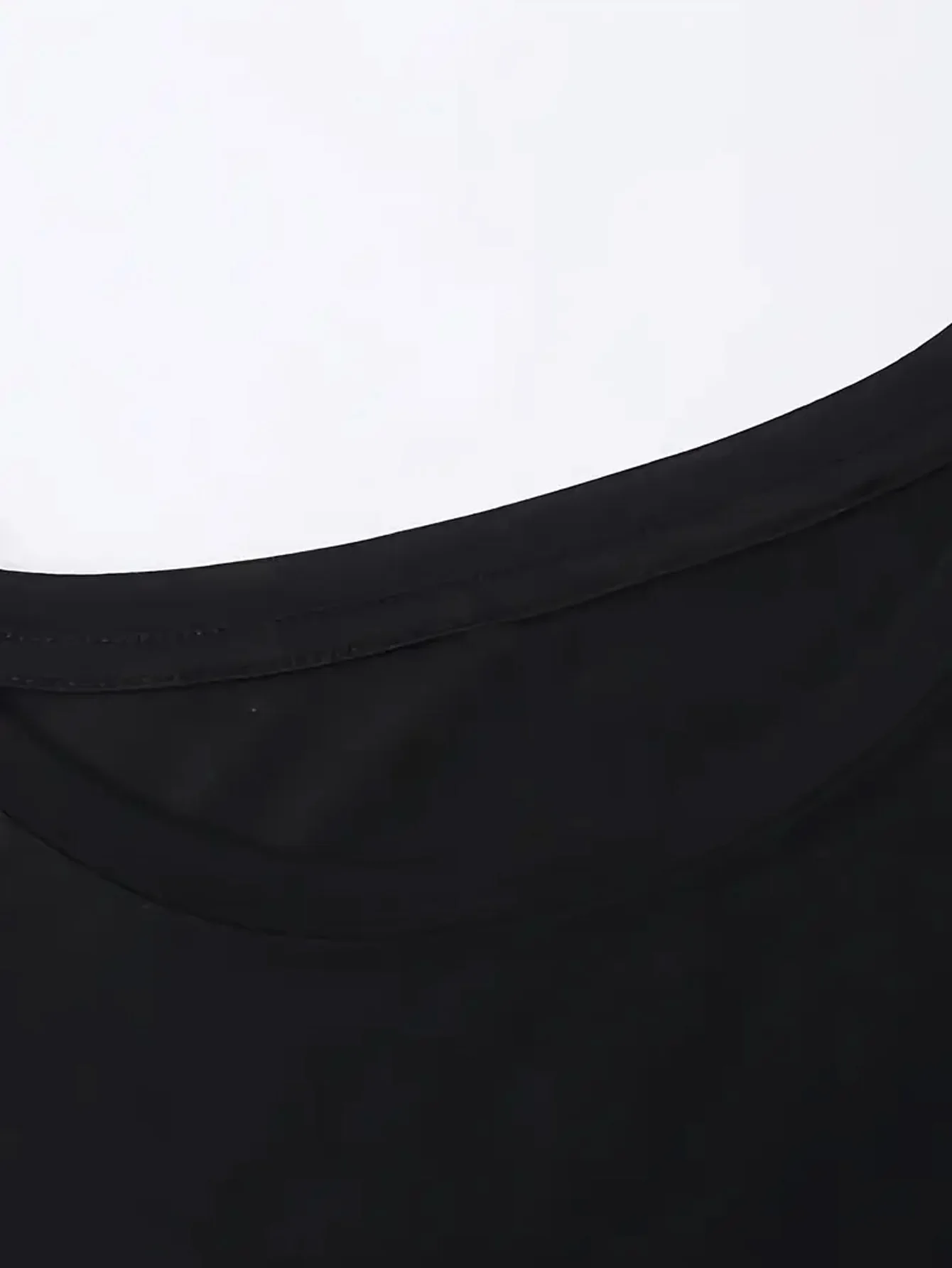 تي شيرت نسائي احتفالي "Goodbye Wrapping, Hello Joy" تي شيرت نسائي