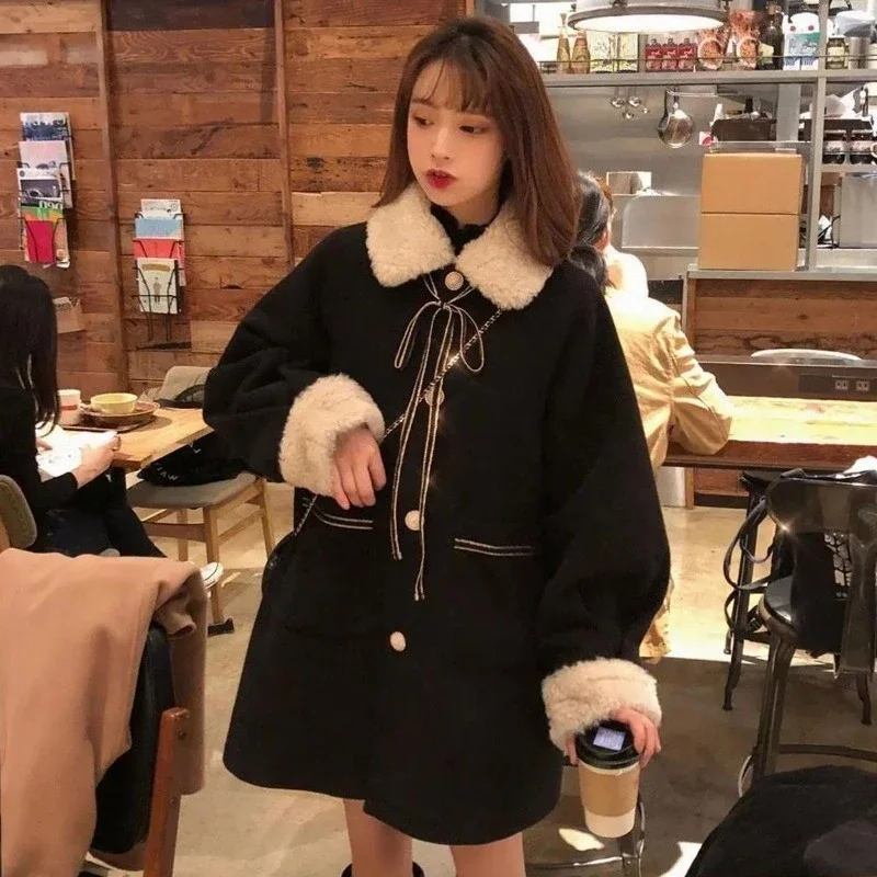 

Women's Loose Wool Trench Coat 2025 New Arrival Fashionable Hepburn Inspired Winter Outerwear