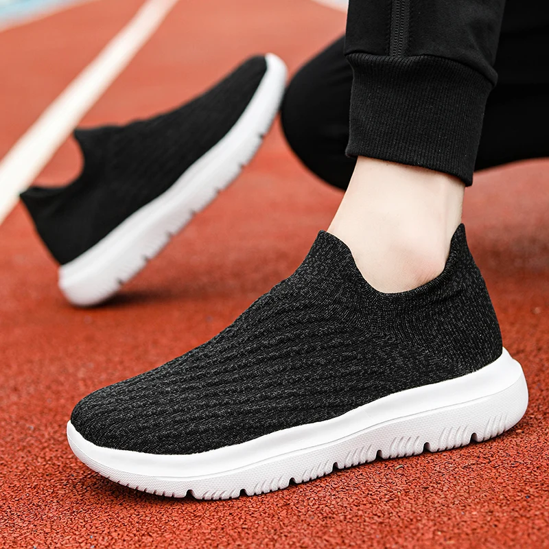 Spring Mesh Sneakers Men New Black Versatile Casual Low Top Breathable Fashion Vulcanized Shoes Men Tenis Casuales Para Hombre