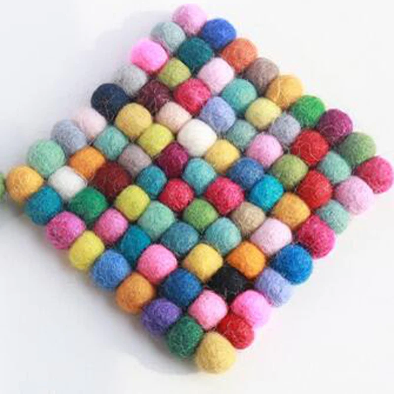 1Pc Cup Round Square Coaster Handmade Wool Felt Ball Trivet Table 10*10cm Heat Resistant Mat