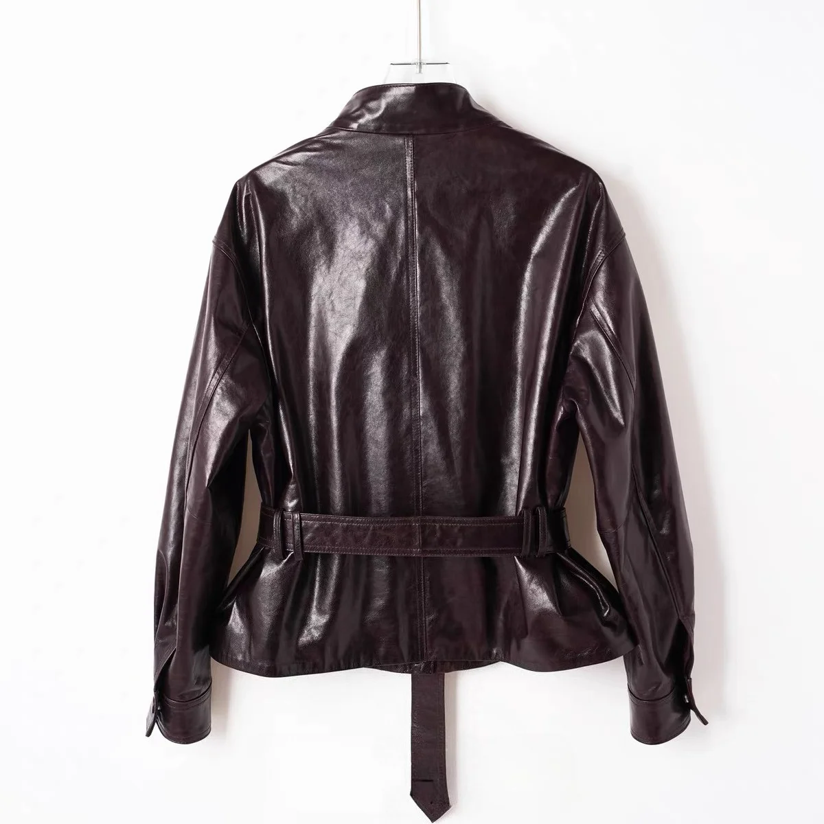 Giacca in Pelle Elegante da Donna 2026, Vestibilità Slim, Maniche a Pipistrello, Cappotto Corto con Cintura Regolabile, Nero