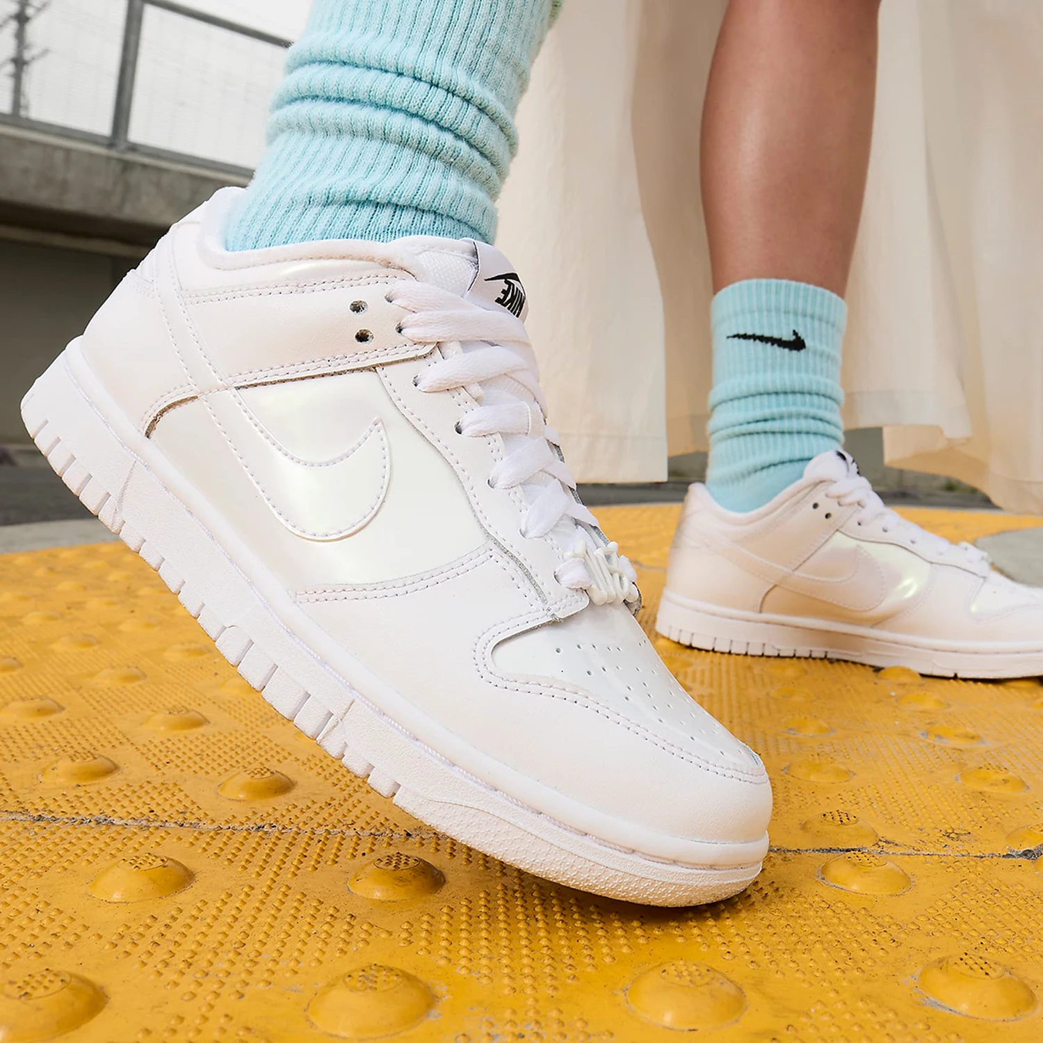 Nike genuine Dunk Low SE women's fashionable classic low top sports board shoes FD8683-100