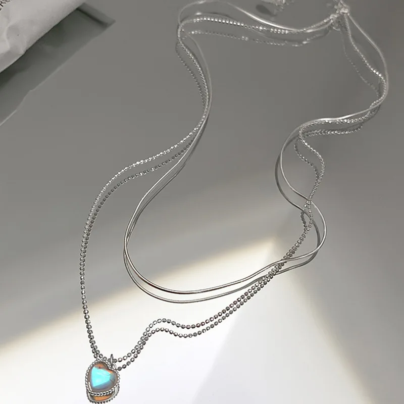 Fashion Design Double Layers Color Changing Heart Necklace for women Light Luxury Casual Style choker Wedding Party Fine Jewelry