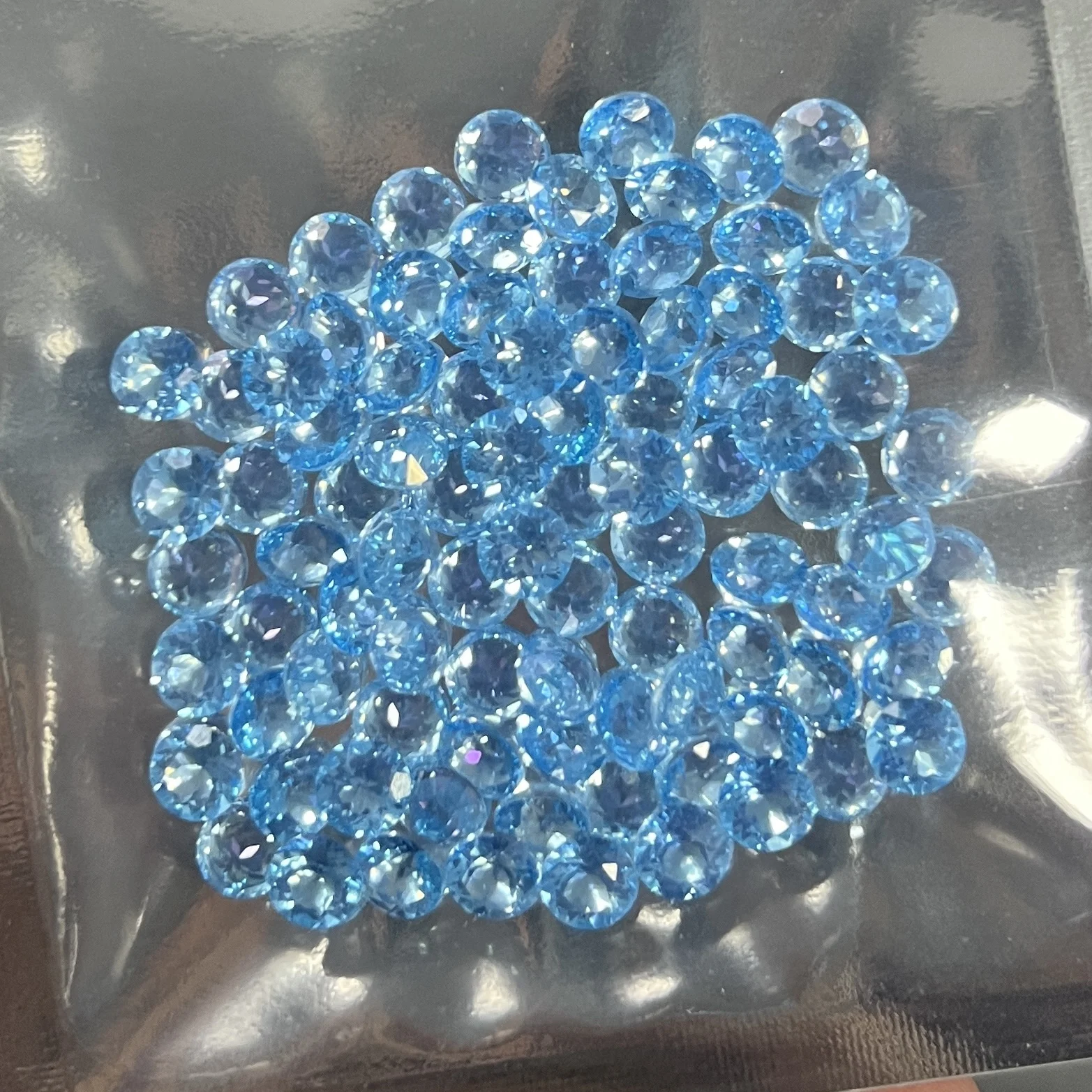 

0.9mm-6mm Natural Swiss Blue Topaz Stone Original Round Cut Topaz Loose Gemstones