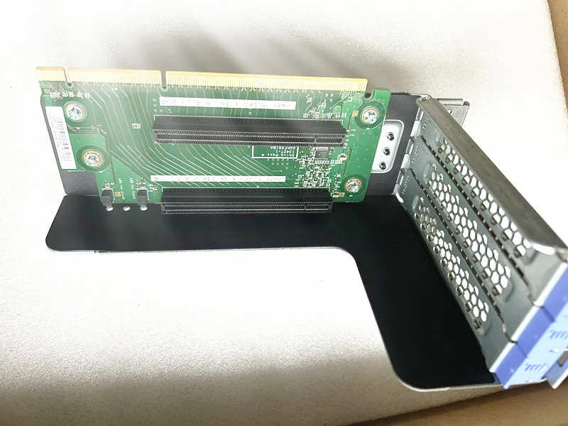 FOR IBM x3650 M5 00FK628 Riser Card GPU 1x PCIe x16 (x16 lane) 75W 1x PCIe x16 (x8 lane)